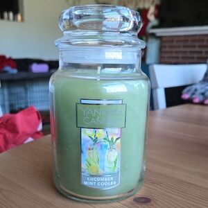 Yankee Candle Cucumber Mint Cooler Green Candle